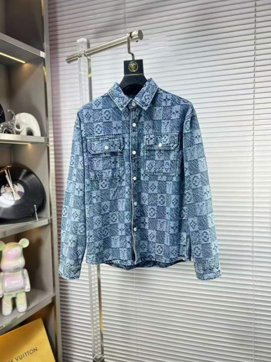 Picture of Louis Vuitton Jackets _SKULVM-3XL11Lx0932581